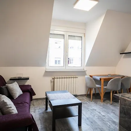 Apartman - Najam Stana *